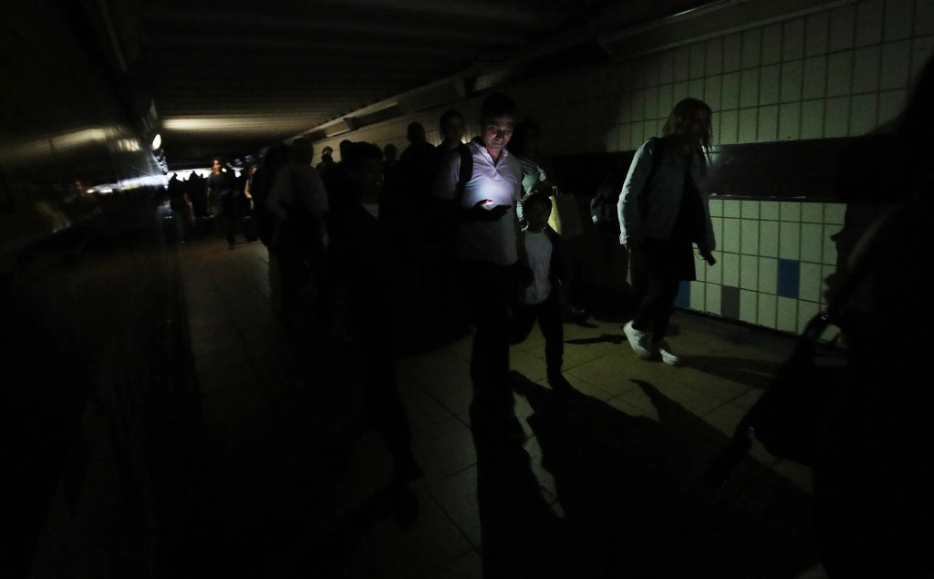 Lessons to be Learned From the 2003 Blackout that Left Over 50 Million People Without&nbsp;Power!