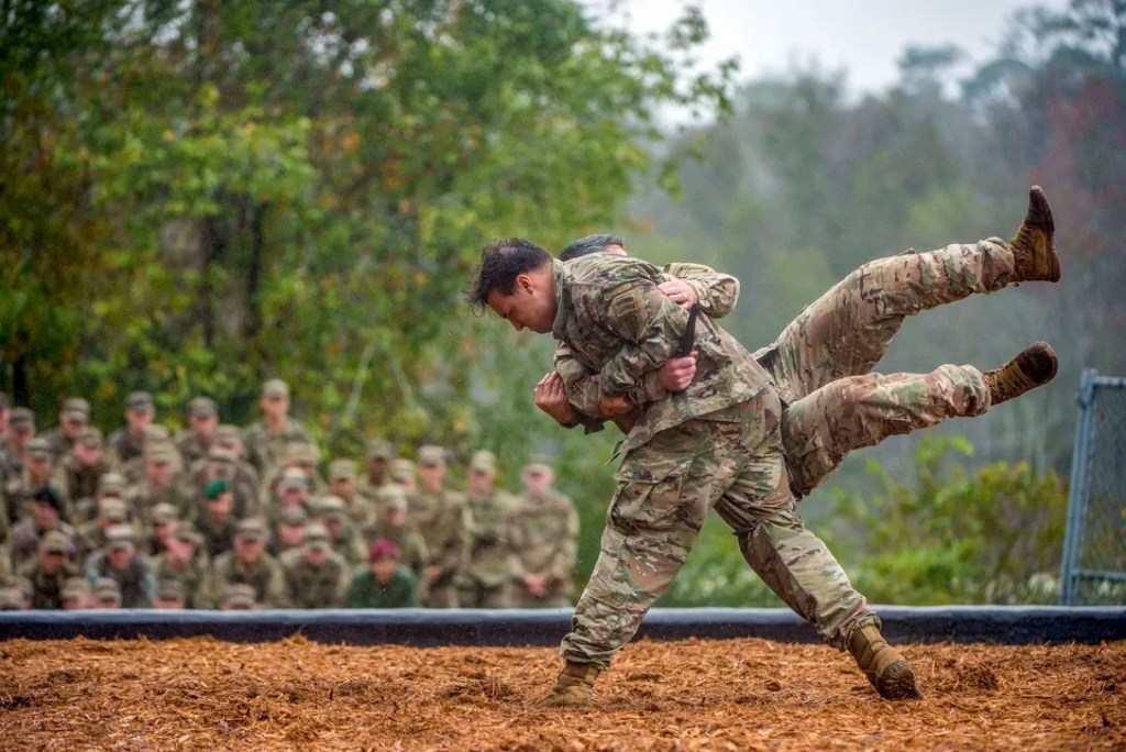 Surviving Gunshots In An All Out Catastrophic SHTF Scenario- 3 Combat Lessons From A&nbsp;Veteran